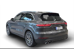 Harmaa Porsche Cayenne 2021 kuva 2.