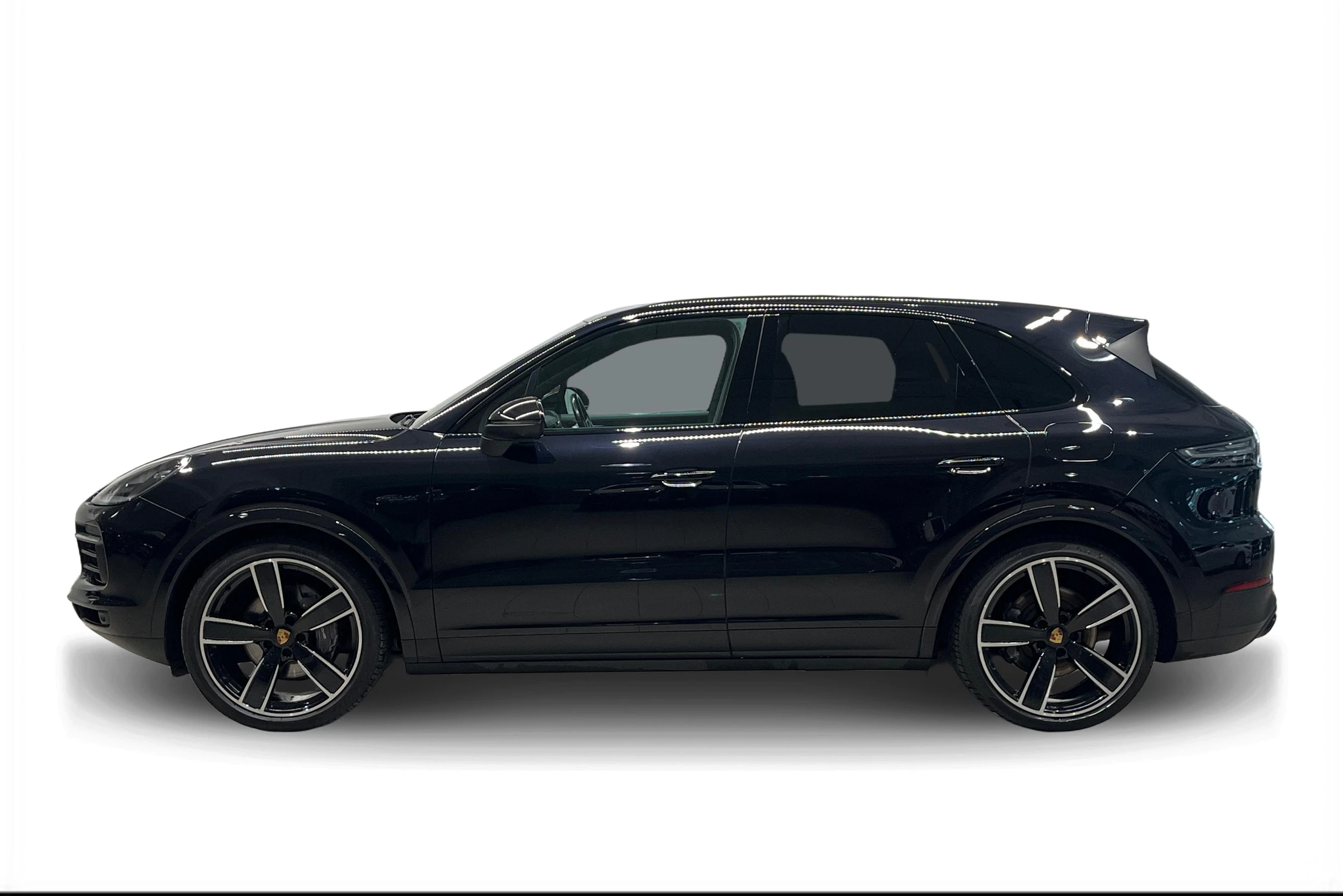 musta Porsche Cayenne 2022 kuva 5.