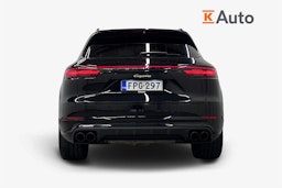 musta Porsche Cayenne 2022 kuva 3.