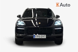 musta Porsche Cayenne 2022 kuva 5.