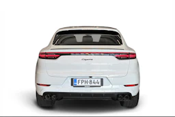 Valkoinen Porsche Cayenne 2022 kuva 3.