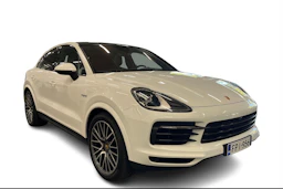Valkoinen Porsche Cayenne 2022 kuva 1.