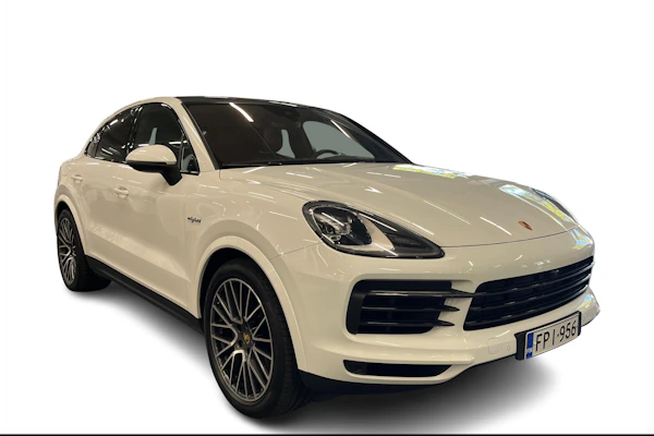 Porsche Cayenne E-Hybrid Coupé Advantage Package