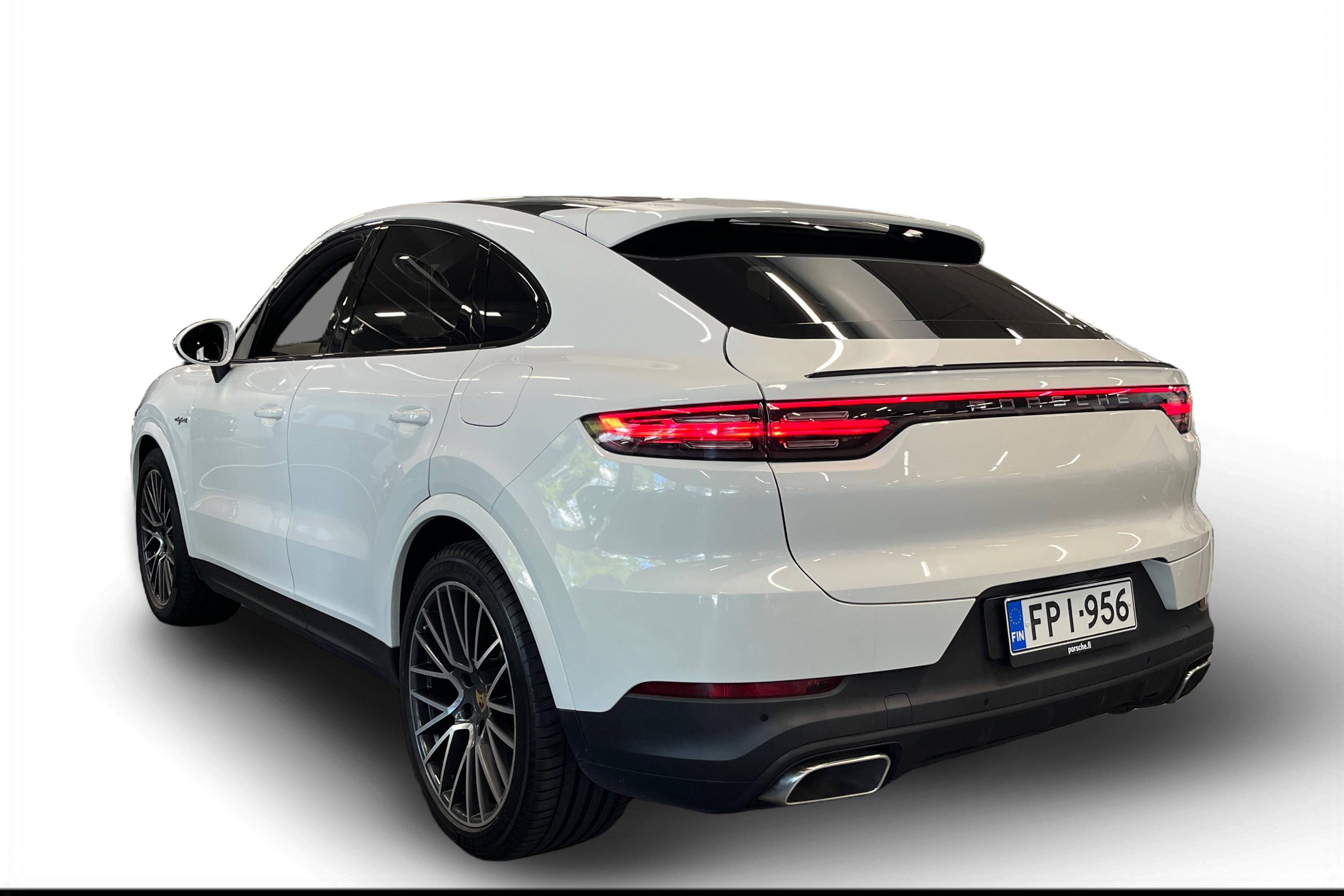 Porsche Cayenne 2022, photo 2/18