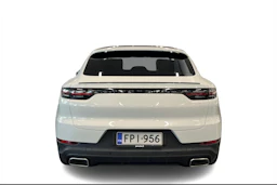 Valkoinen Porsche Cayenne 2022 kuva 3.