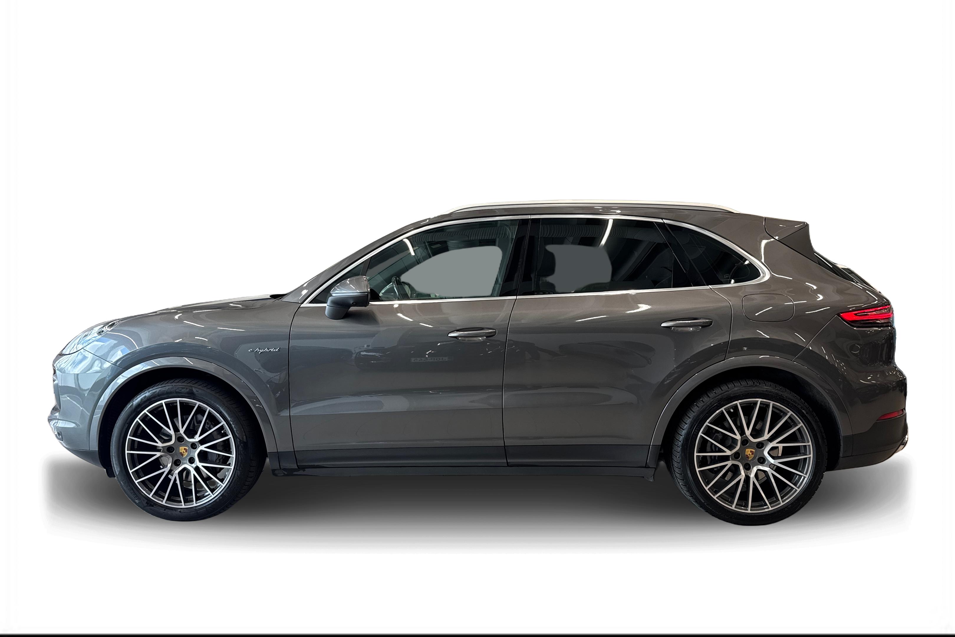 Porsche Cayenne 2022, kuva 6/18