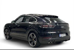 musta Porsche Cayenne 2022 kuva 2.