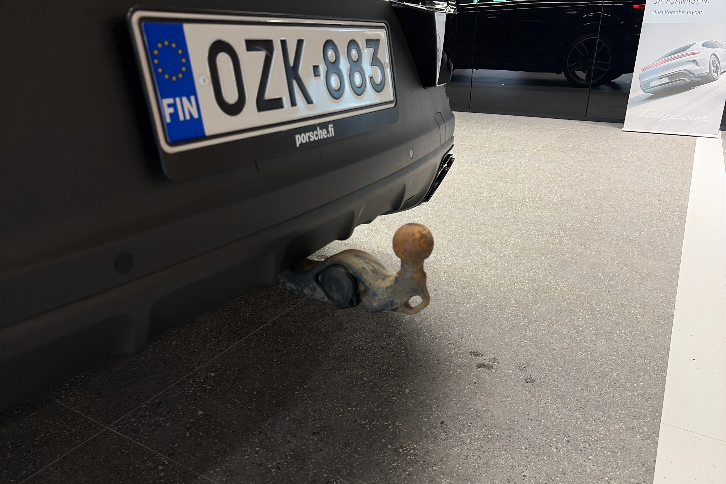 Musta Porsche Cayenne 2022 kuva 31.