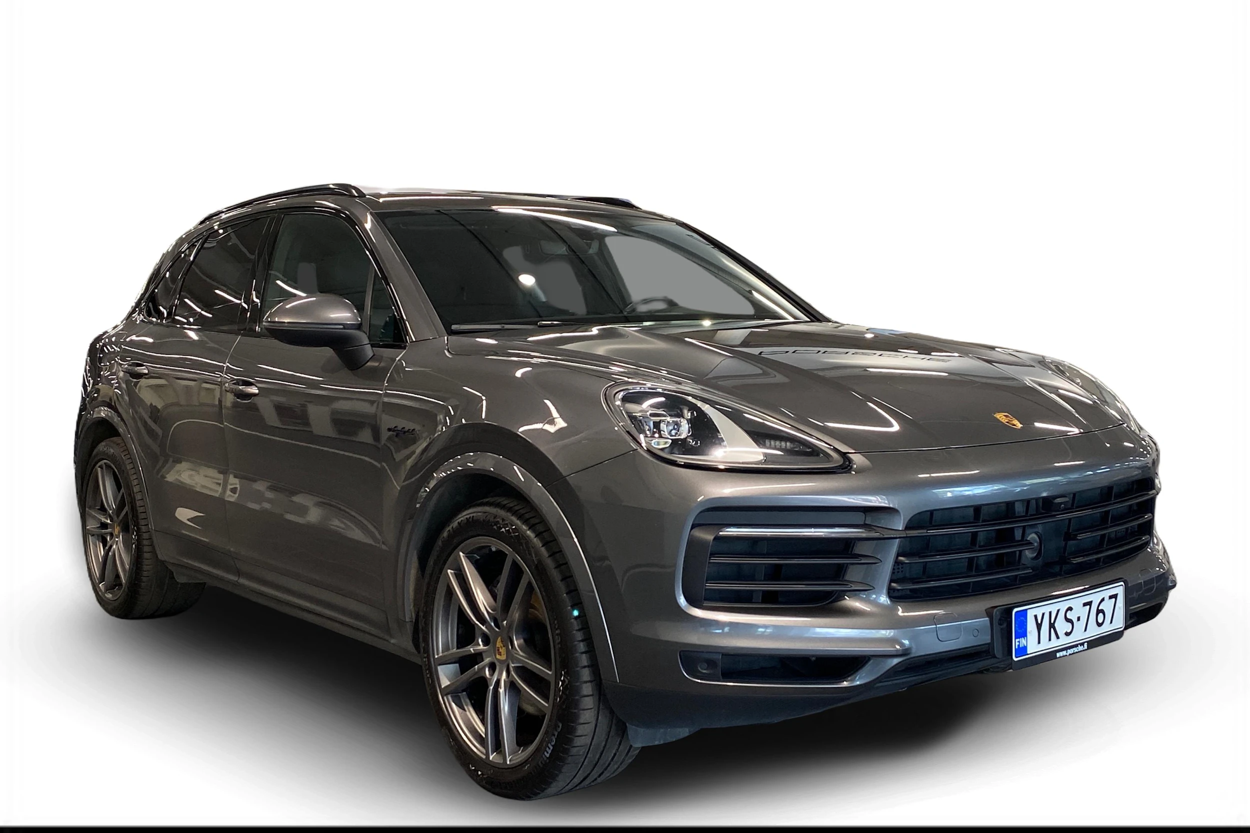 harmaa Porsche Cayenne 2022 kuva 1.