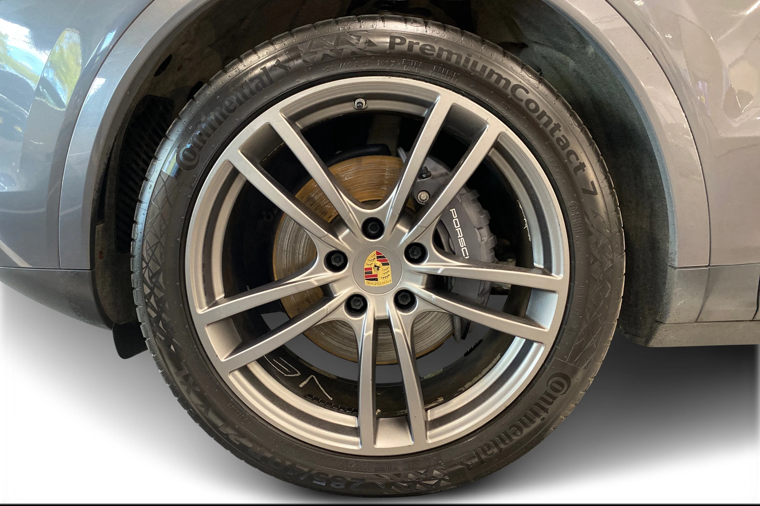 harmaa Porsche Cayenne 2022 kuva 9.