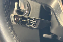Valkoinen Porsche Cayenne 2022 kuva 18.