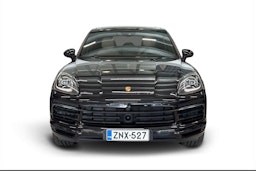musta Porsche Cayenne 2022 kuva 4.