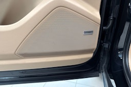 musta Porsche Cayenne 2022 kuva 11.