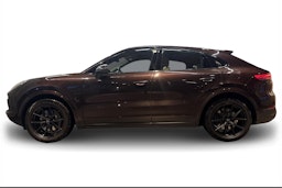 Ruskea (beige) Porsche Cayenne 2022 kuva 5.