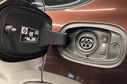 Ruskea (beige) Porsche Cayenne 2022 kuva 29.