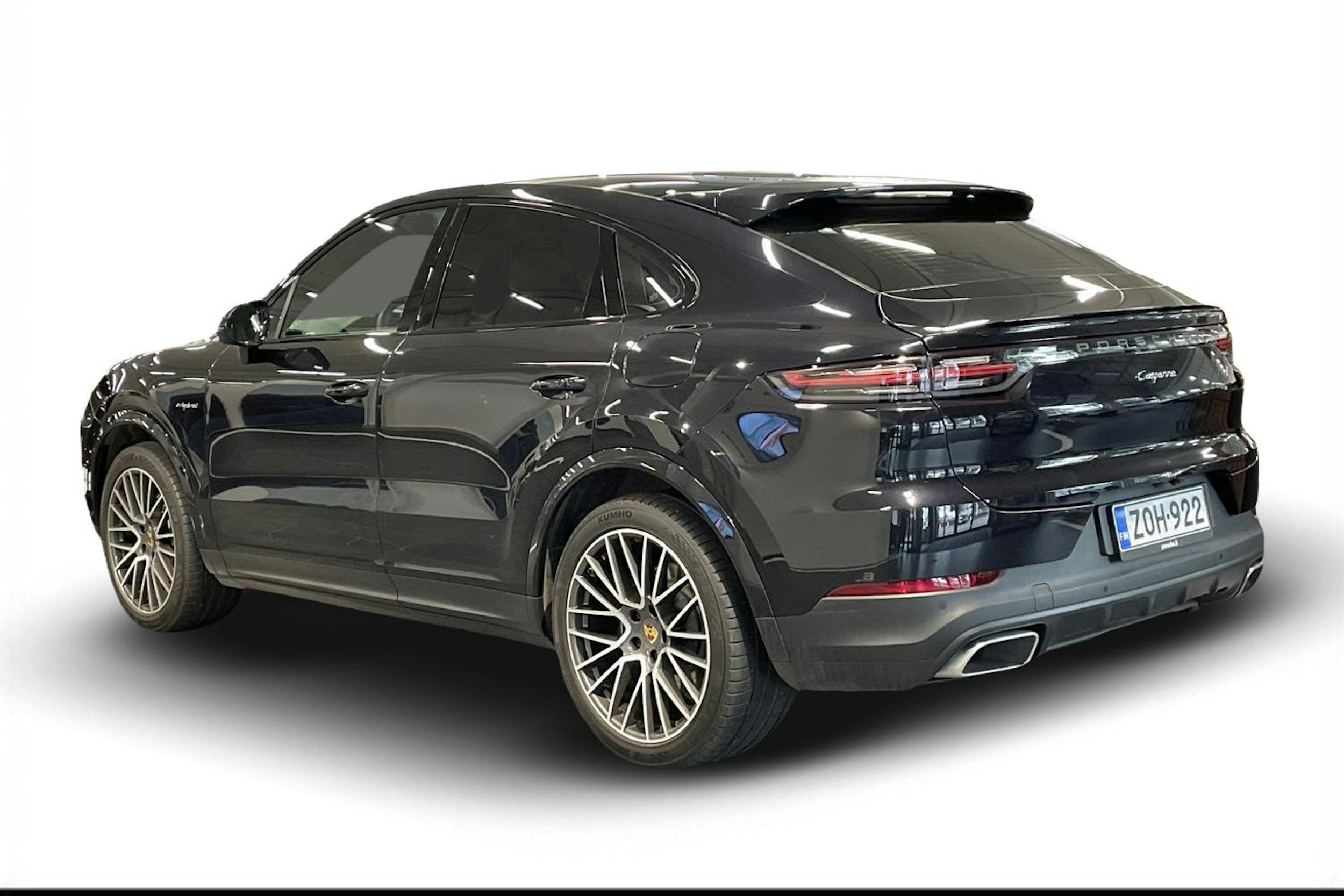 musta Porsche Cayenne 2022 kuva 2.