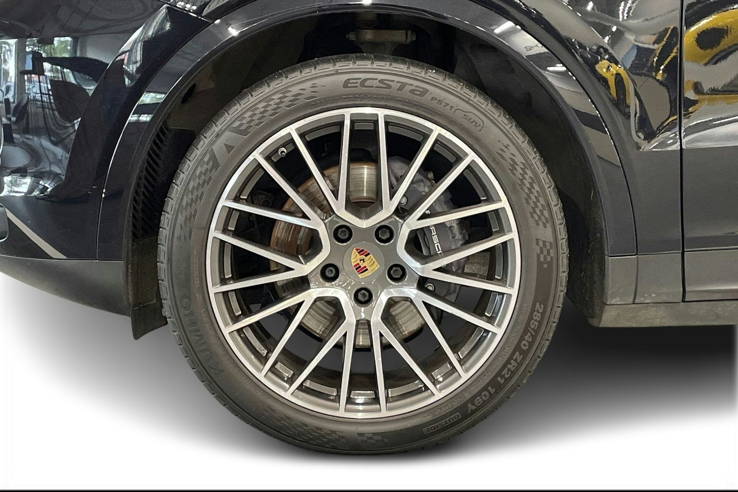 musta Porsche Cayenne 2022 kuva 9.