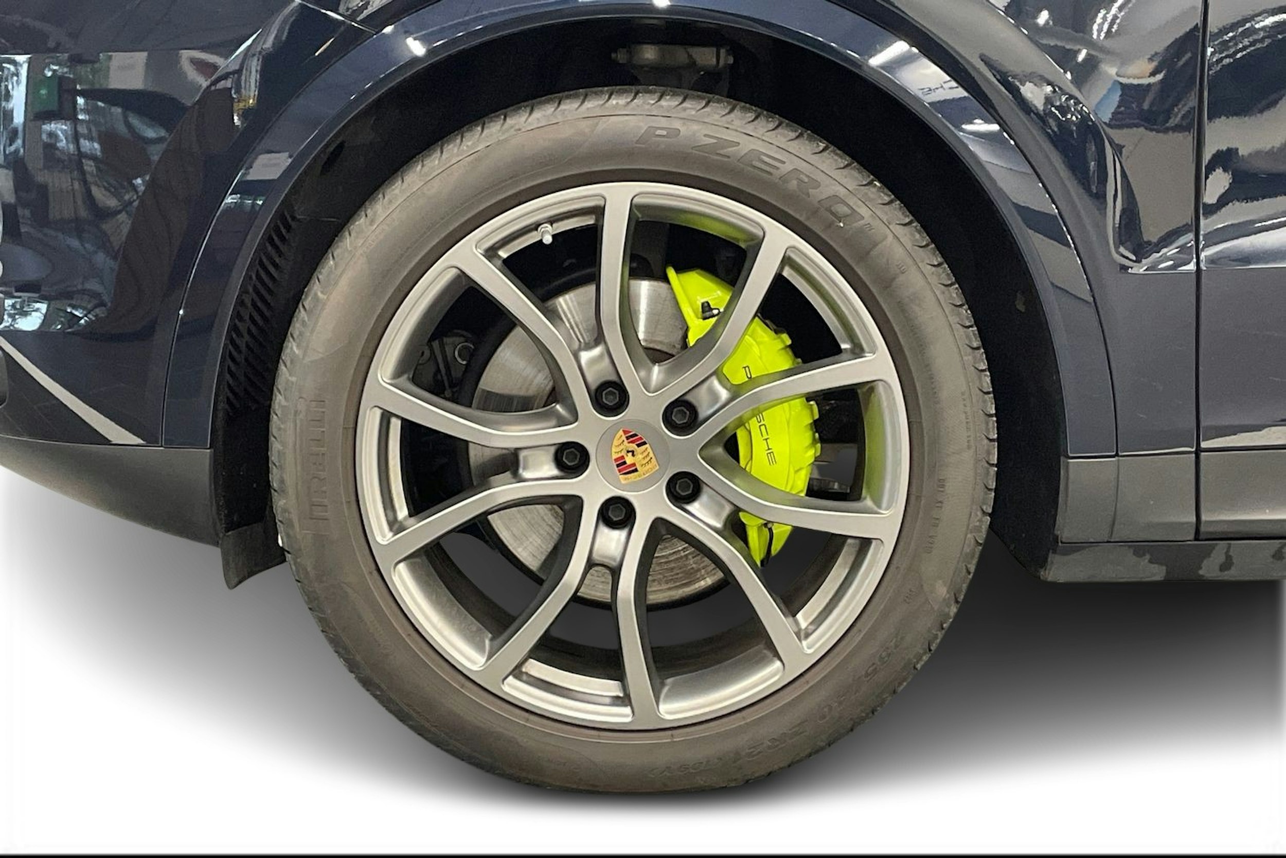 met. sininen Porsche Cayenne 2023 kuva 9.