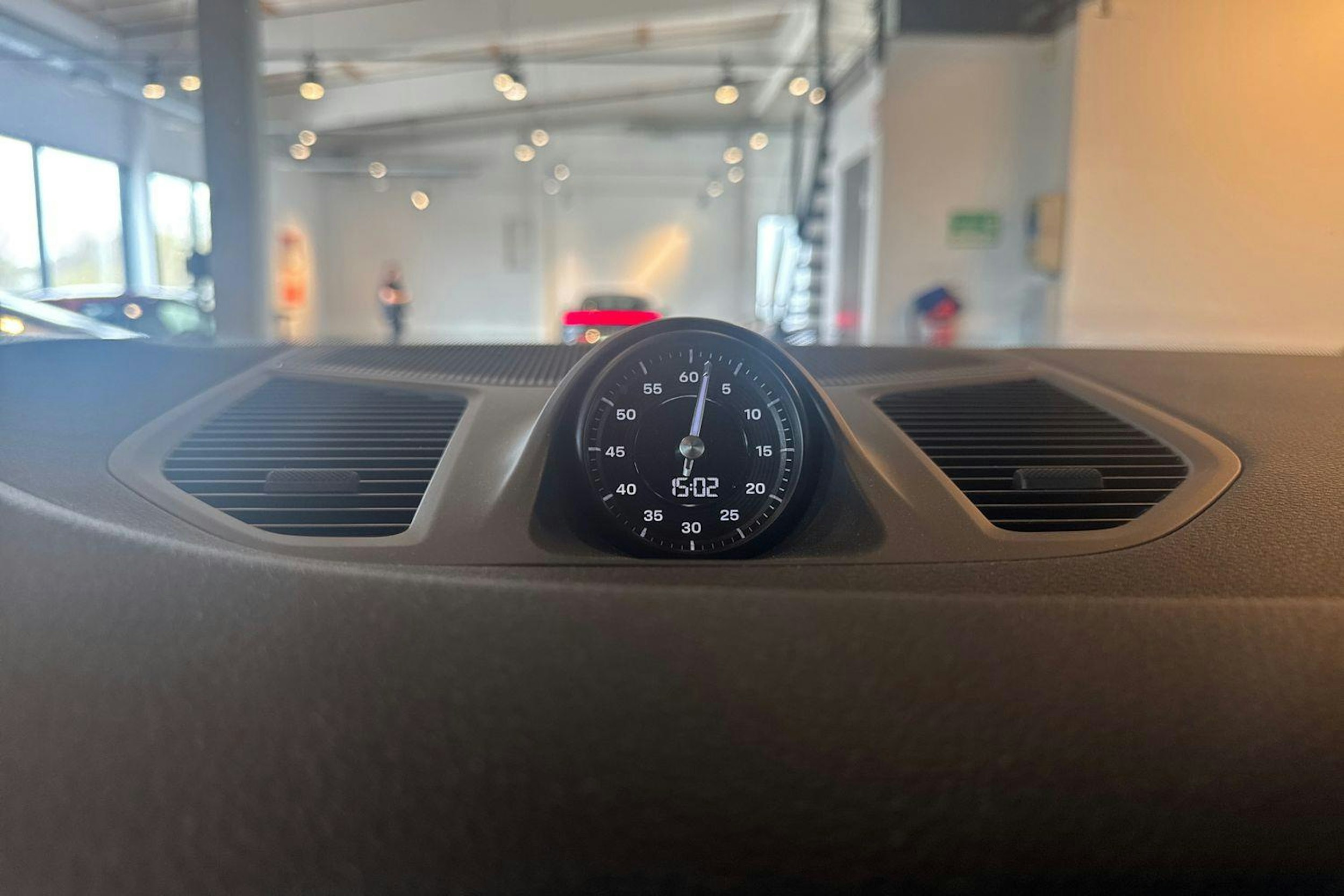 sininen Porsche Cayenne 2023 kuva 10.