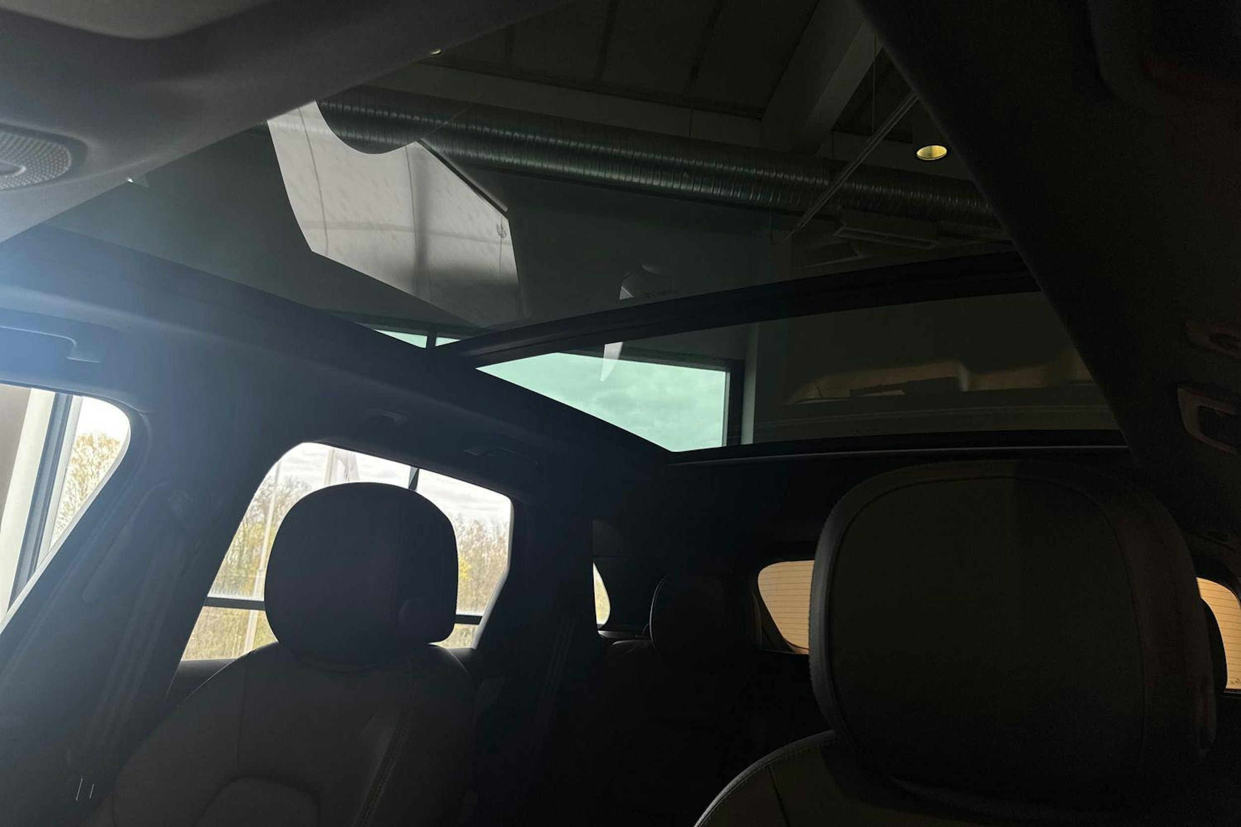 sininen Porsche Cayenne 2023 kuva 13.