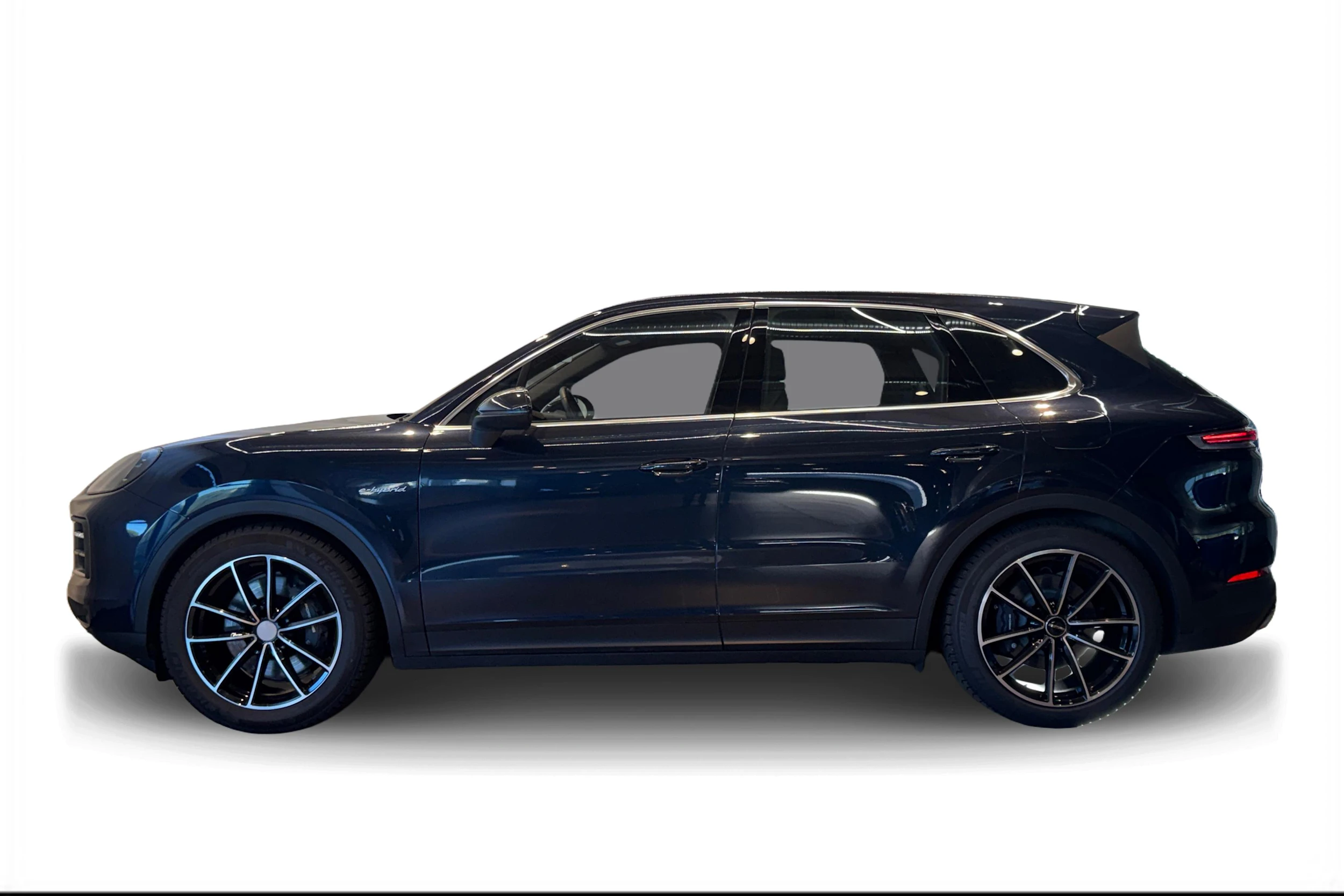 Sininen Porsche Cayenne 2023 kuva 5.