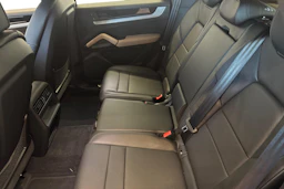 Sininen Porsche Cayenne 2023 kuva 8.