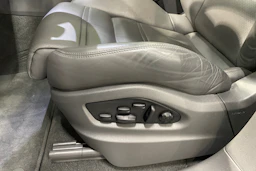 harmaa Porsche Cayenne 2023 kuva 20.