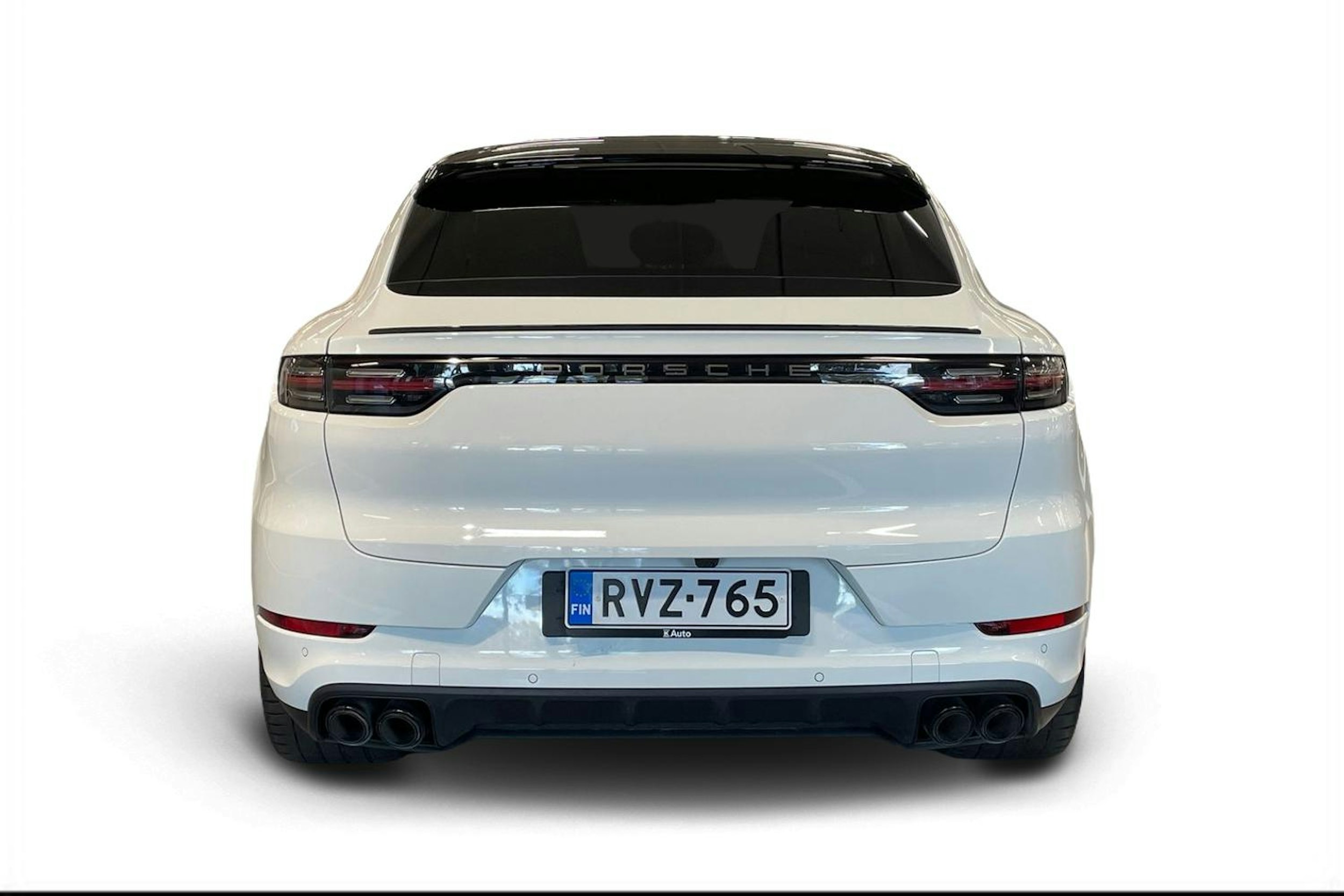 valkoinen Porsche Cayenne 2023 kuva 3.