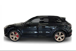 Musta Porsche Cayenne 2024 kuva 5.