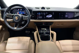 Musta Porsche Cayenne 2024 kuva 7.