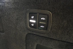 Musta Porsche Cayenne 2024 kuva 14.