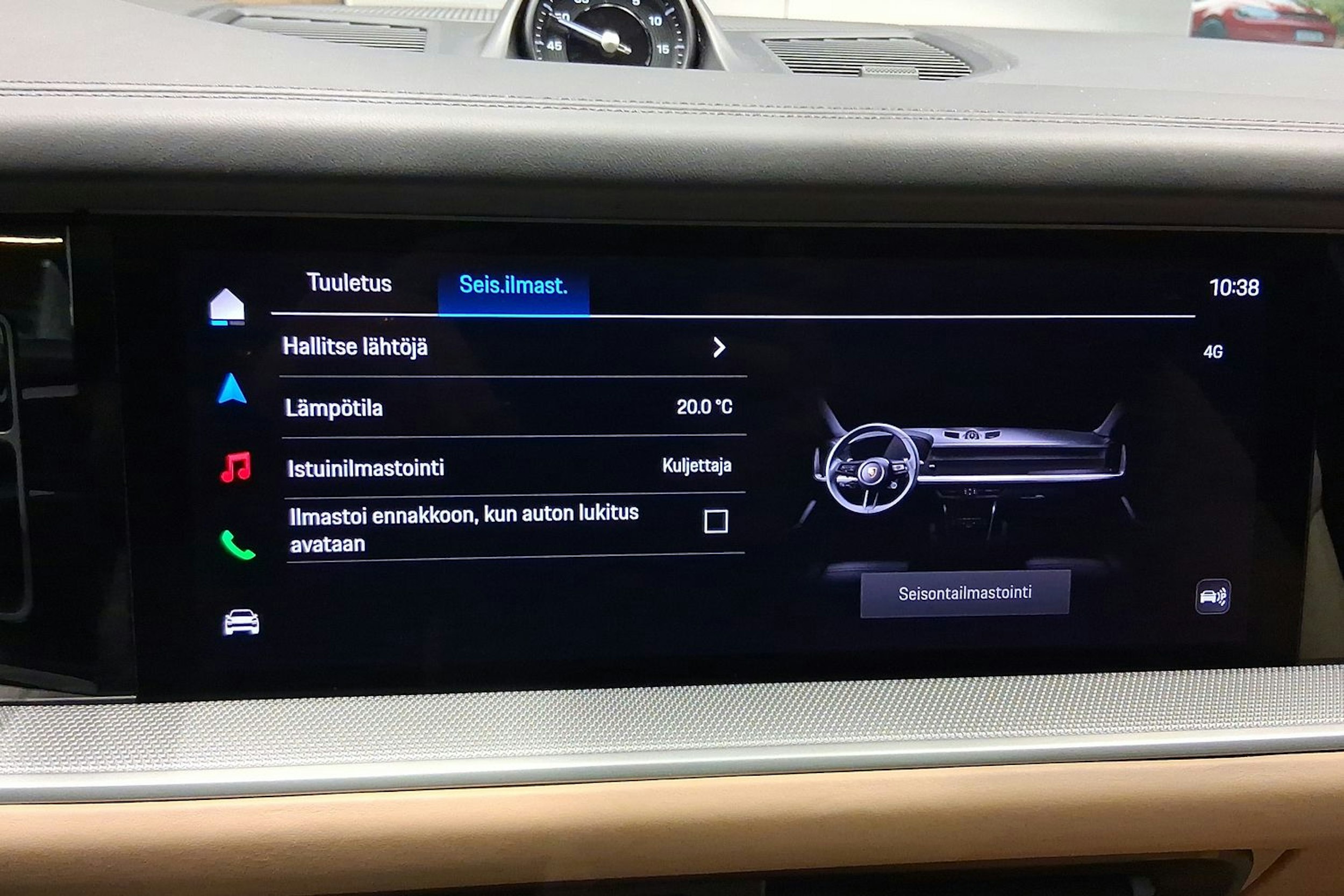 harmaa Porsche Cayenne 2024 kuva 20.