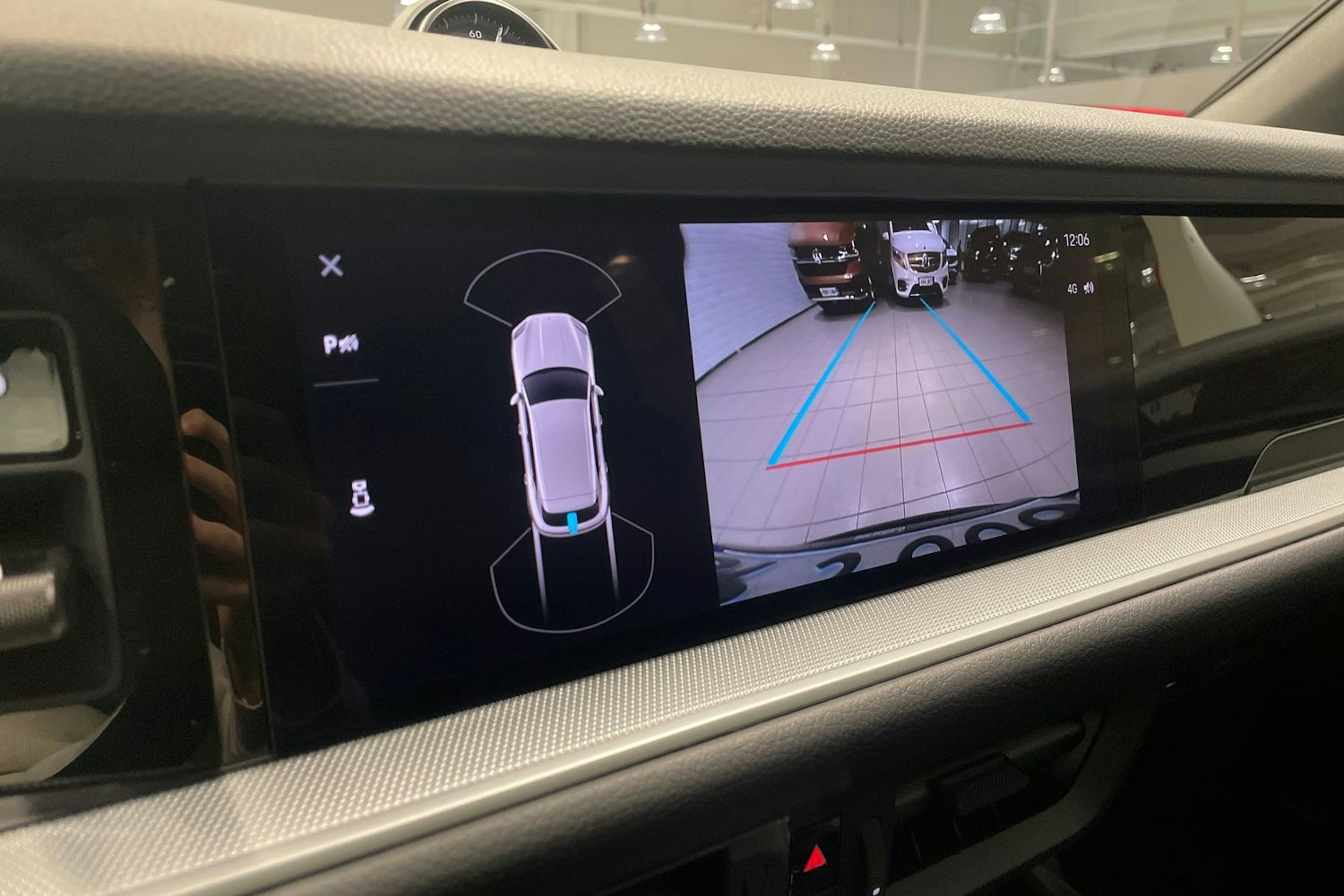 harmaa Porsche Cayenne 2024 kuva 18.