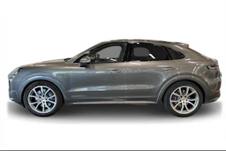 harmaa Porsche Cayenne 2024 kuva 6.