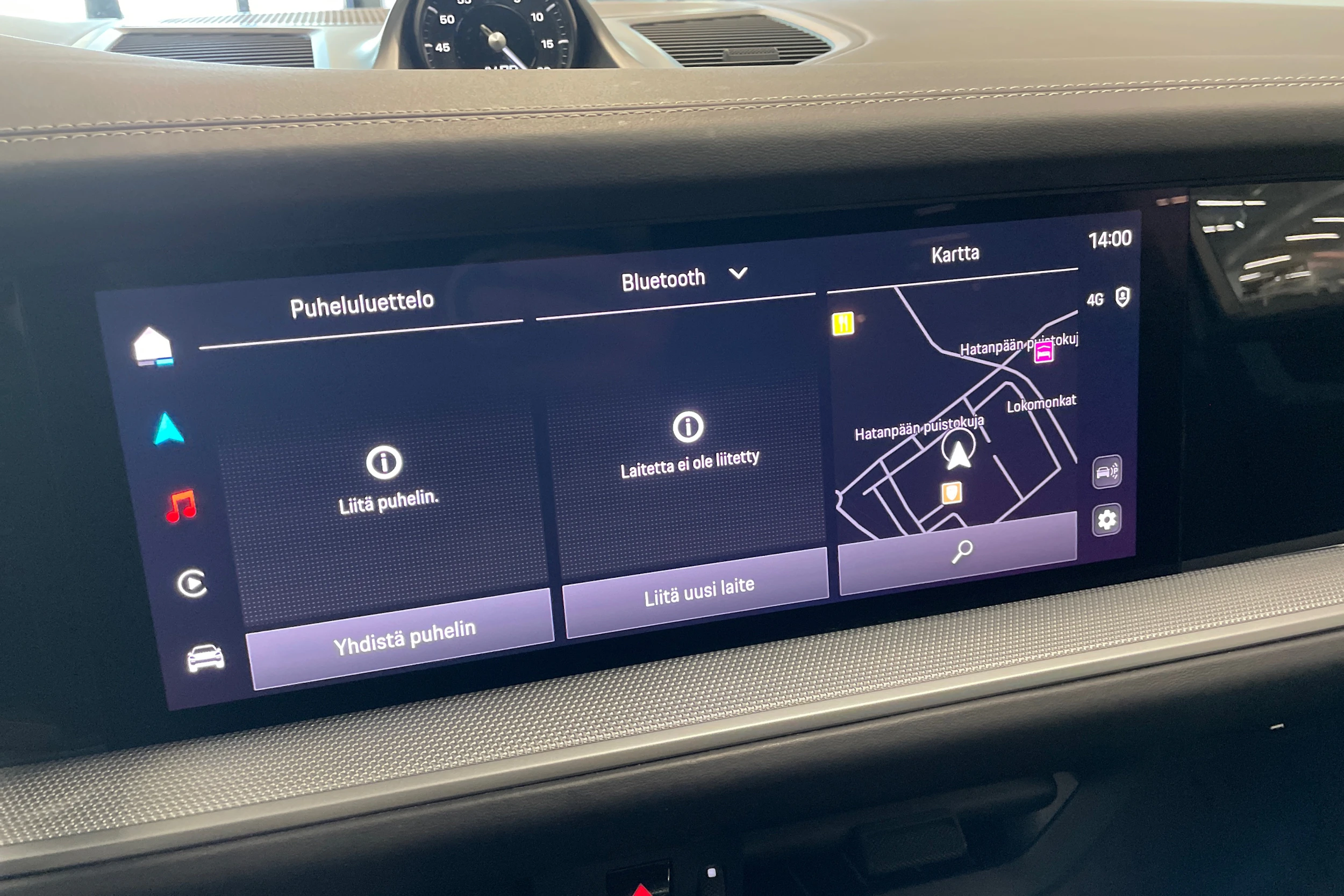 harmaa Porsche Cayenne 2024 kuva 13.