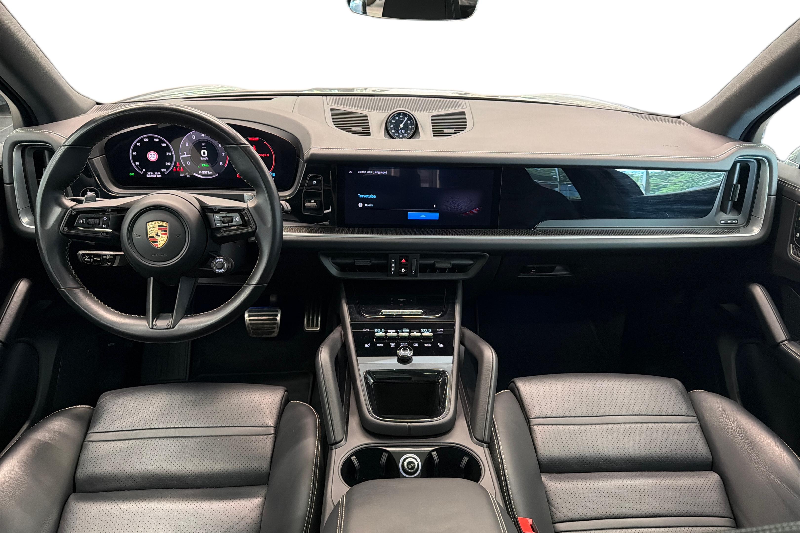 Porsche Cayenne E-Hybrid 2024, photo 7/31