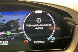 harmaa Porsche Cayenne 2024 kuva 12.