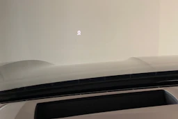 sininen Porsche Cayenne 2024 kuva 18.