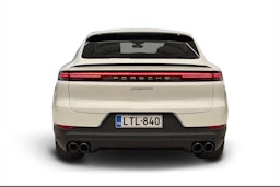 Valkoinen Porsche Cayenne 2024 kuva 3.