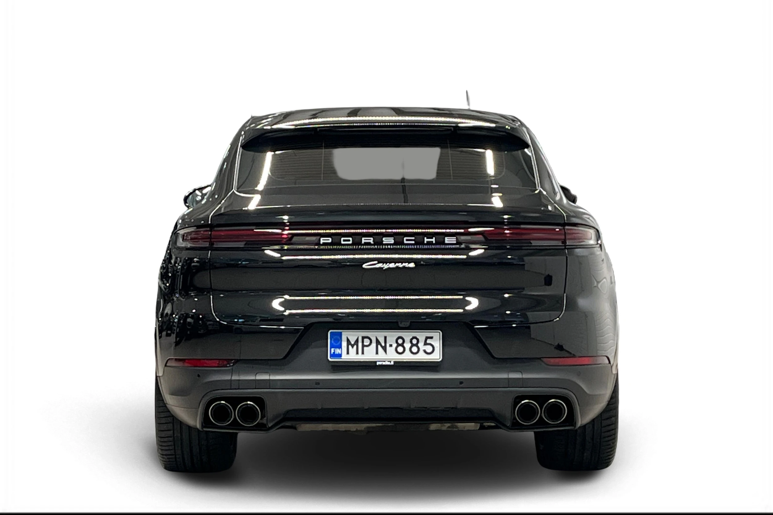 musta Porsche Cayenne 2024 kuva 3.