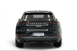musta Porsche Cayenne 2024 kuva 3.