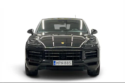 musta Porsche Cayenne 2024 kuva 4.