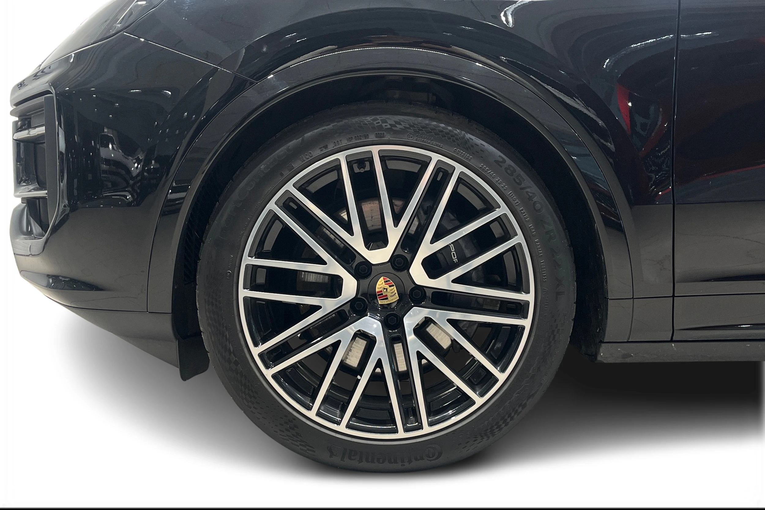 Musta Porsche Cayenne 2024 kuva 9.
