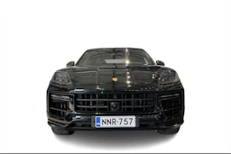 Musta Porsche Cayenne 2024 kuva 5.
