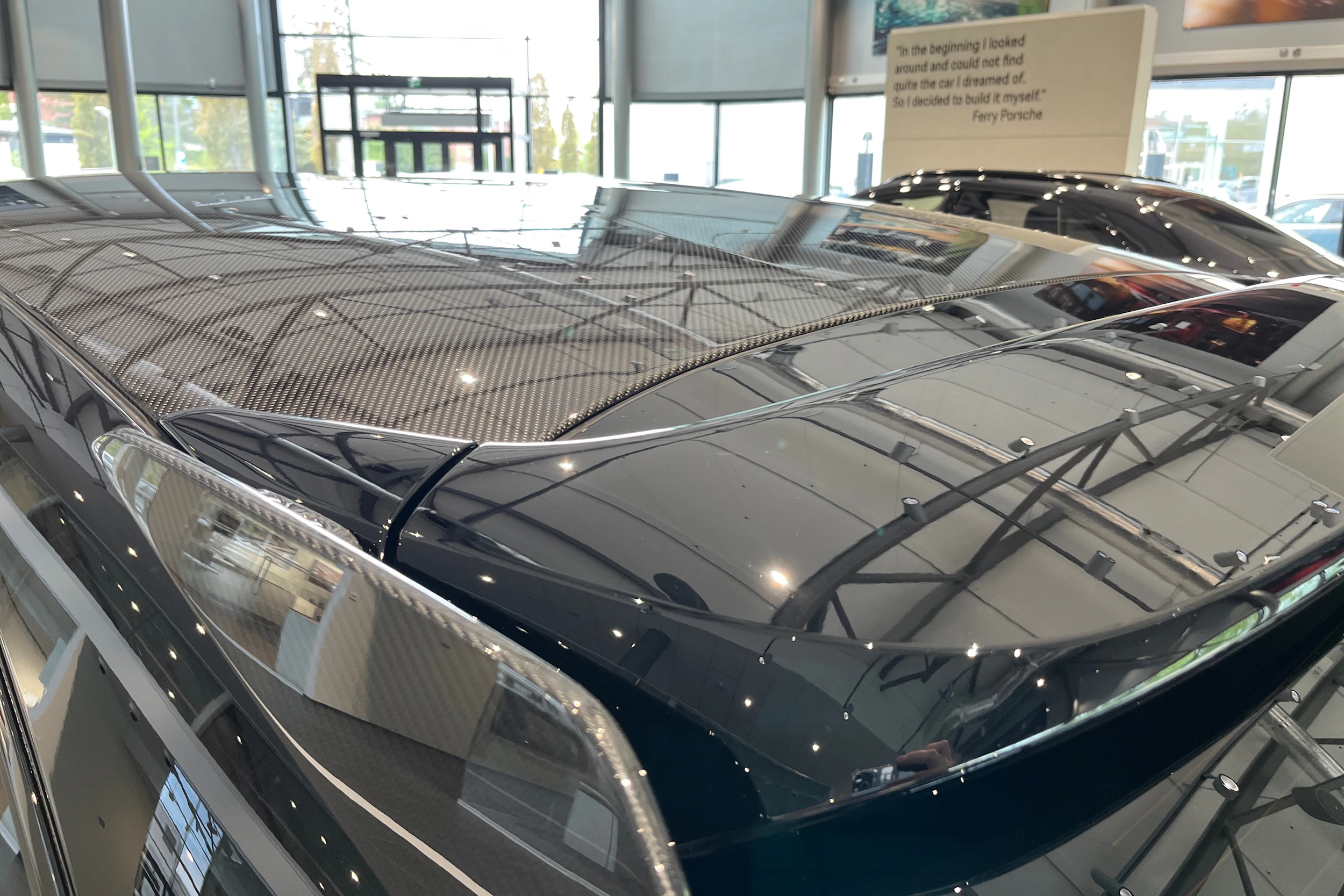 Musta Porsche Cayenne 2024 kuva 13.