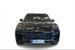 met. musta Porsche Cayenne 2024 kuva 4.