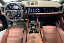 met. musta Porsche Cayenne 2024 kuva 7.