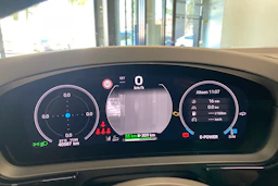 met. musta Porsche Cayenne 2024 kuva 13.