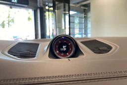 met. musta Porsche Cayenne 2024 kuva 14.
