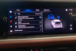 met. musta Porsche Cayenne 2024 kuva 21.